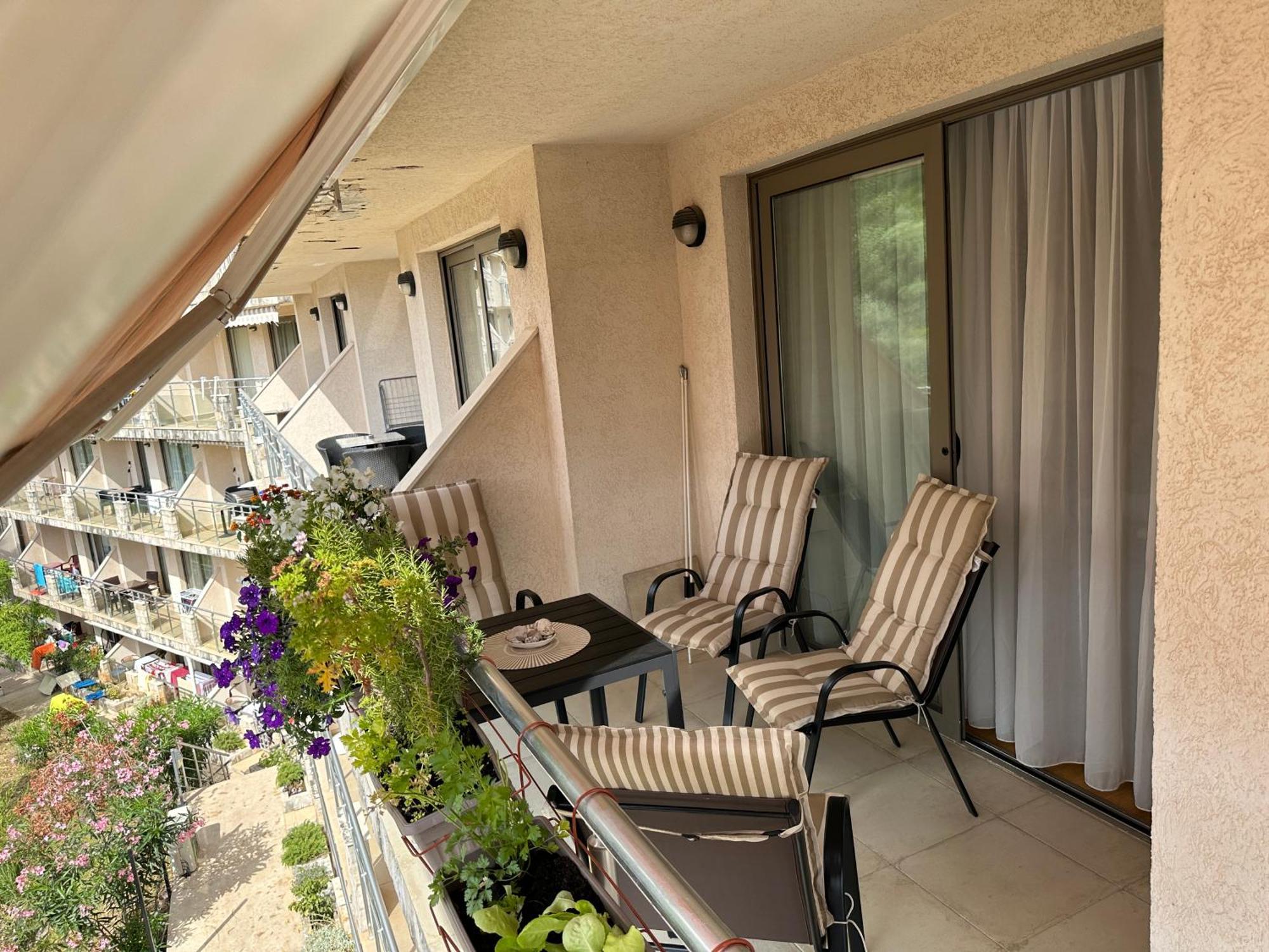 Apartment L Blue Horizont Przno Budva